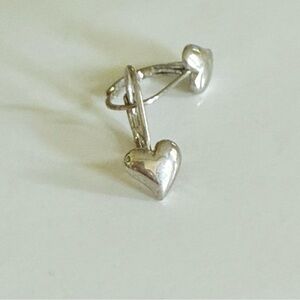 🩷 Cookie Lee Dainty Silver Tone Heart Earrings